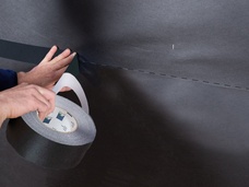5a. In alternativa: Incollare il sormonto con TESCON INVIS