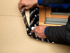 4. Tagliare le sporgenze verticali
