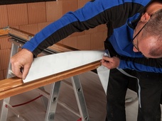 2. Incollare di lato sul telaio